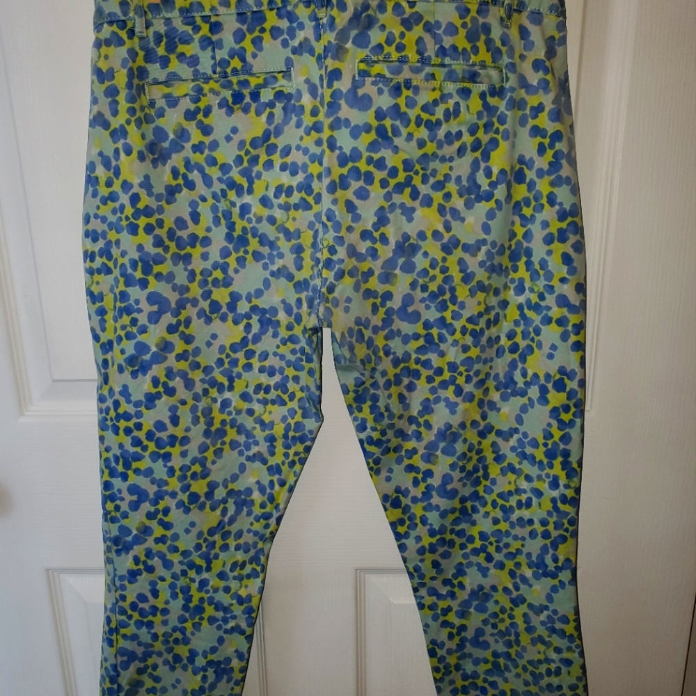 Skinny Mini Khakys by GAP Size 4.